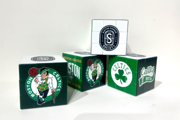 Picture of Rotating Puzzle Cube